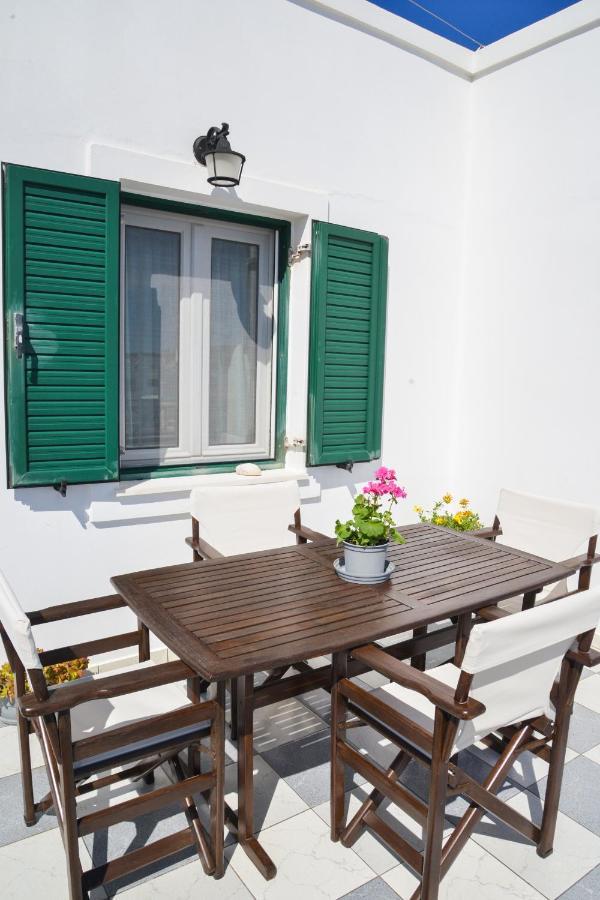 Balcon Al Mar Milos Lejlighed Adamantas Eksteriør billede